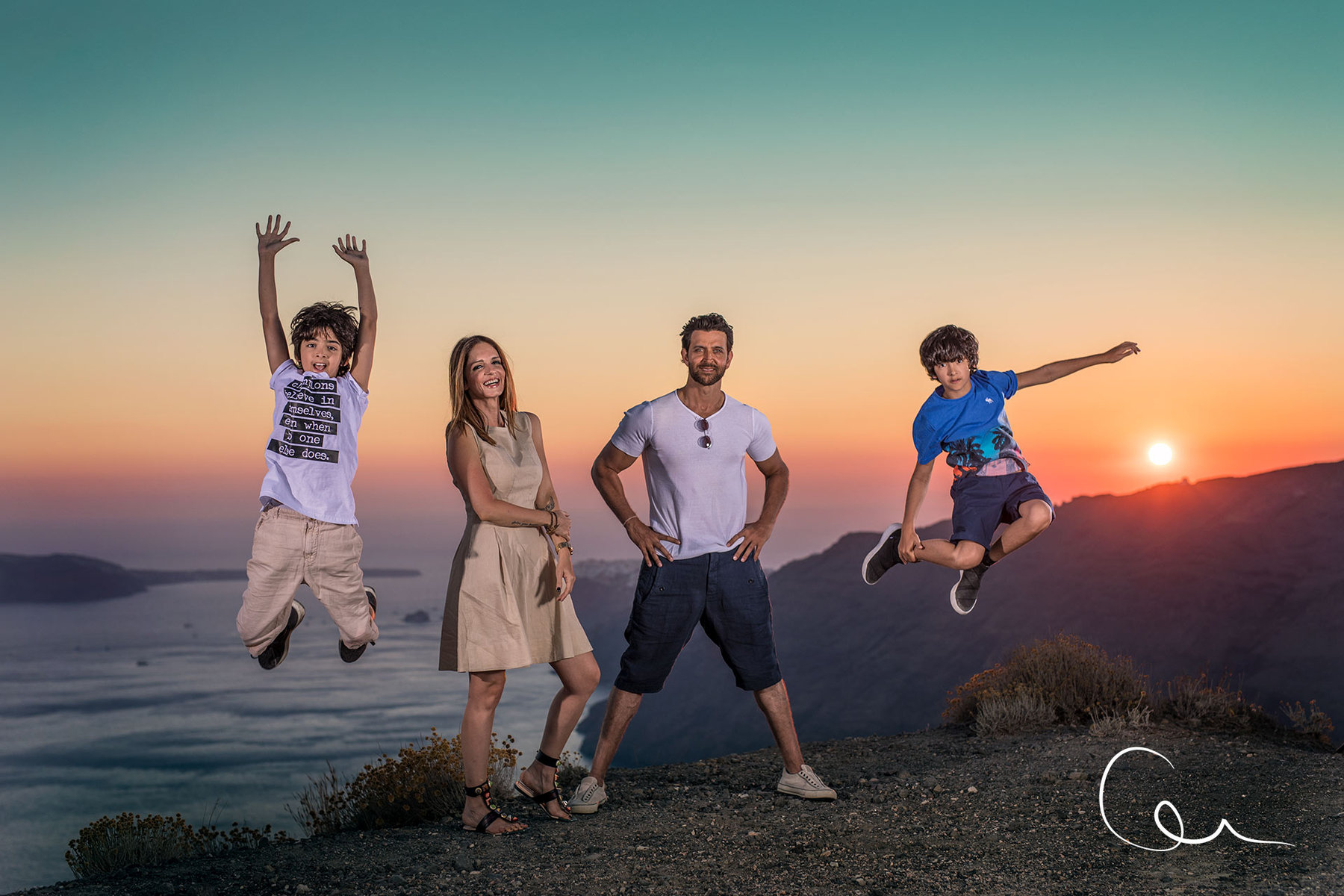 family photography Santorini