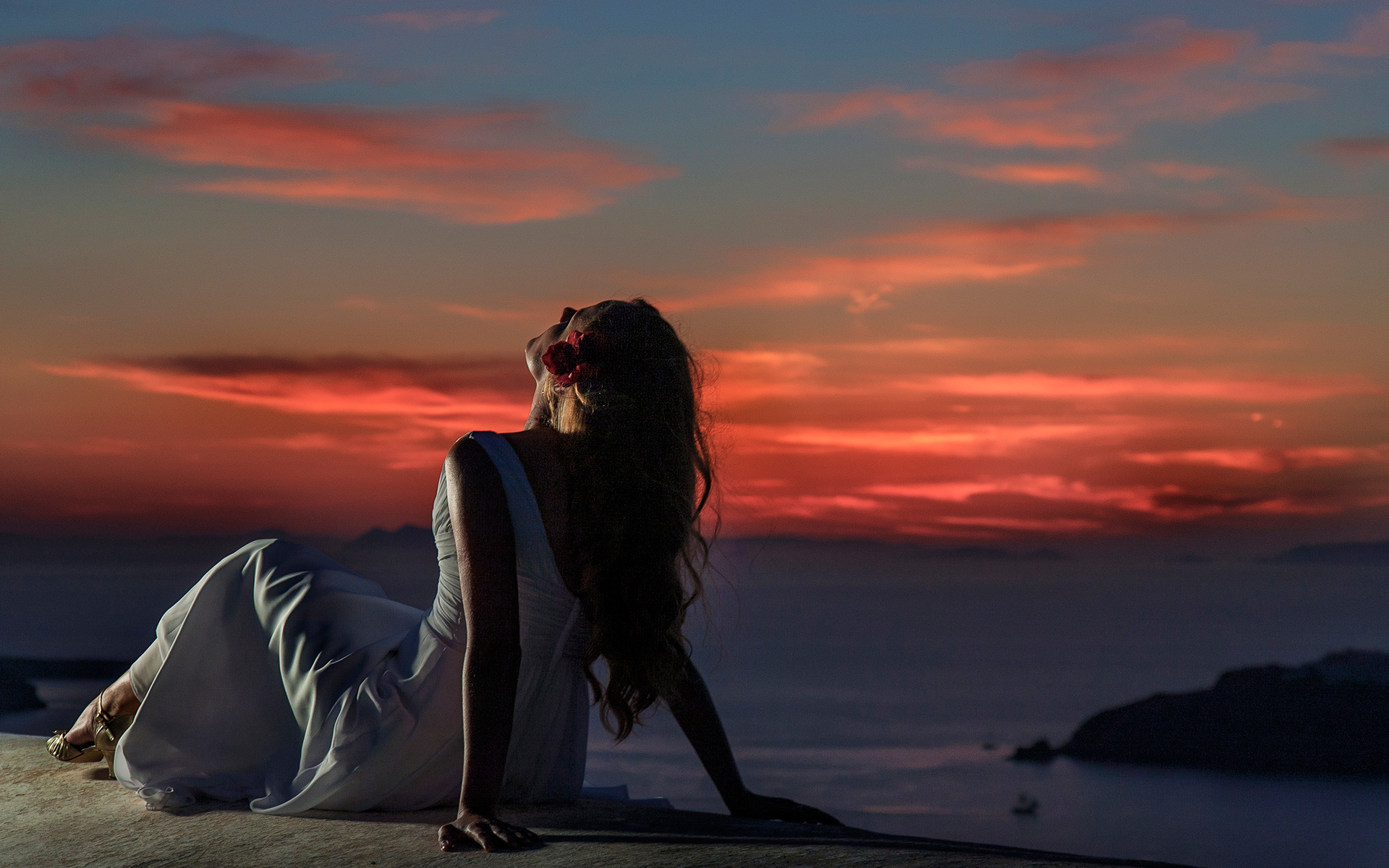 Imerovigli Santorini wedding photography & video