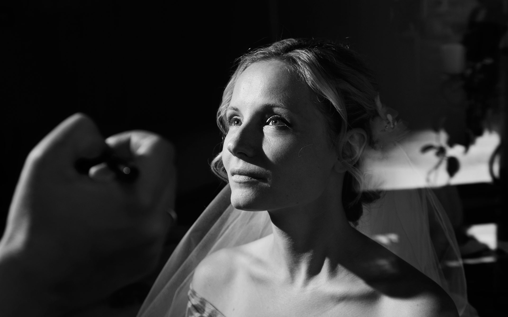 wedding photogrgaphy 2012 bride getting ready location Paro