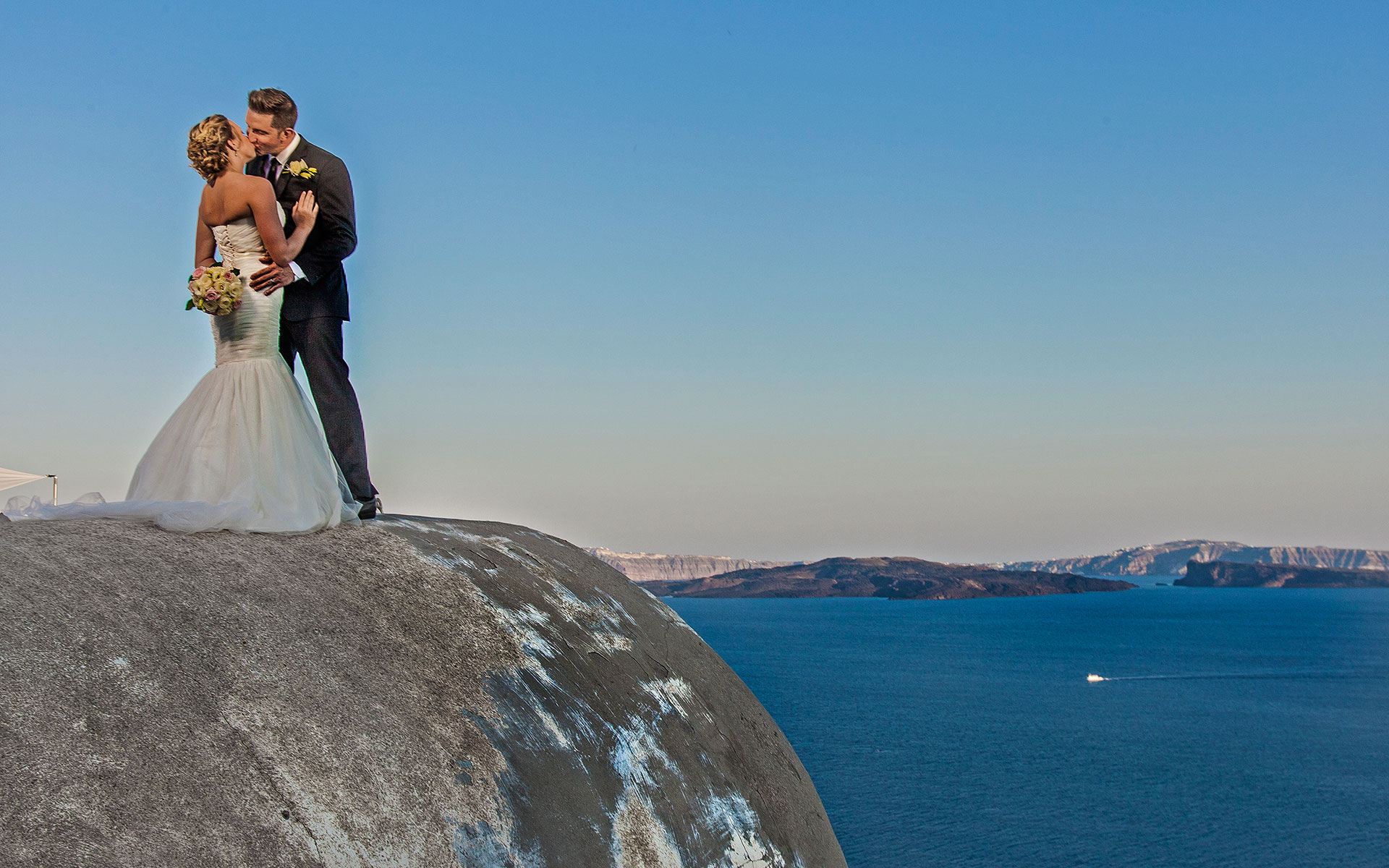 Santorini wedding photography & video