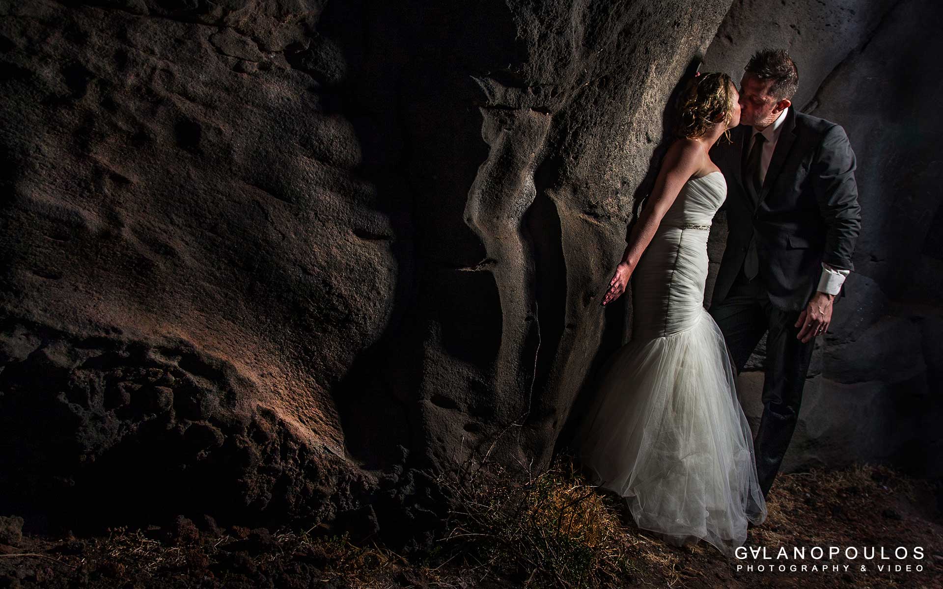 wedding photography location Ammooudi  Santorini